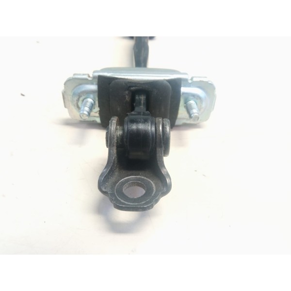 Limitador De Porta Dianteiro Esquerdo Gm Onix