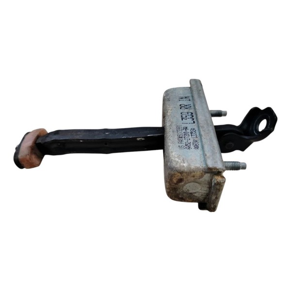 Limitador Porta Traseira Esquerda Freelander  2007 2008 2014