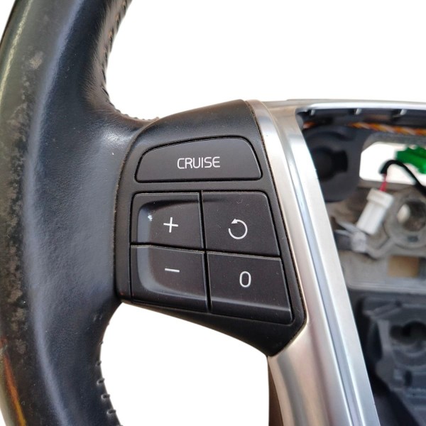 Volante Direção Volvo Xc60 2008 2009 2010 2013 Com Comandos