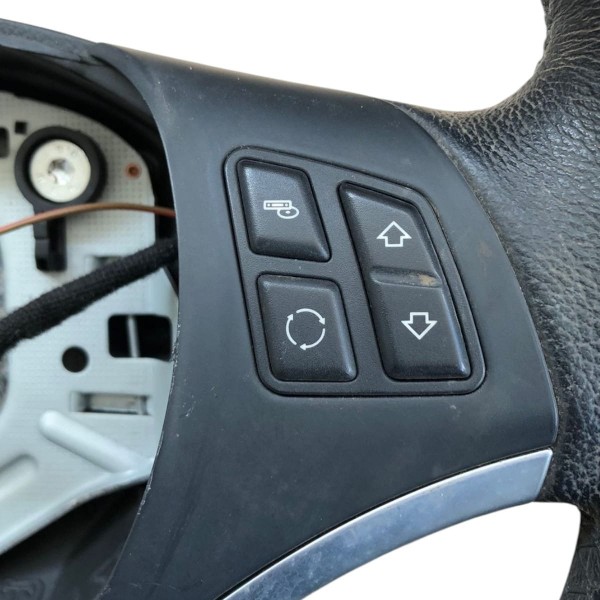Volante Direção Bmw X1 2010 2011 A 2015 Com Comando