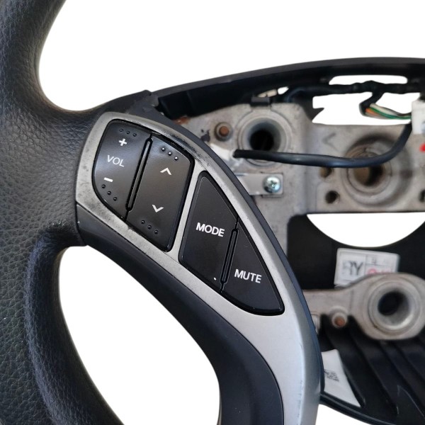 Volante Direção Elantra 2012 2013 A 2017 Com Comando