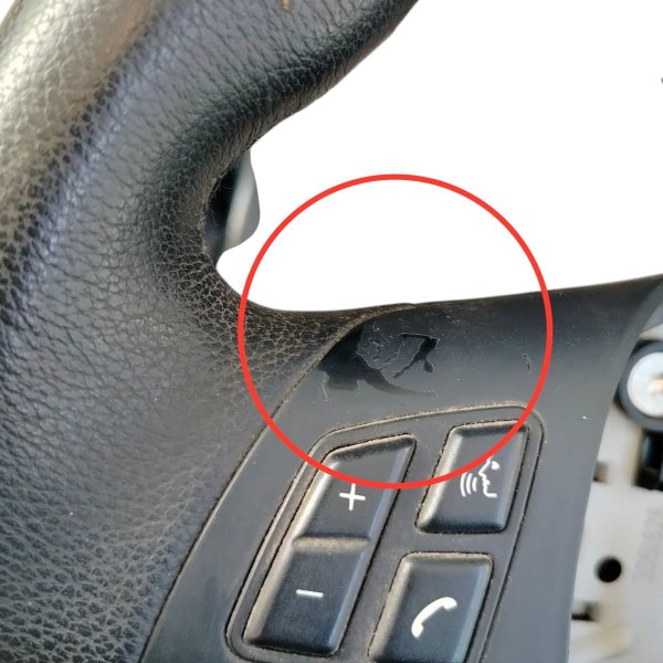 Volante Direção Com Comando Bmw X1 2010 2011 2012 Detalhe