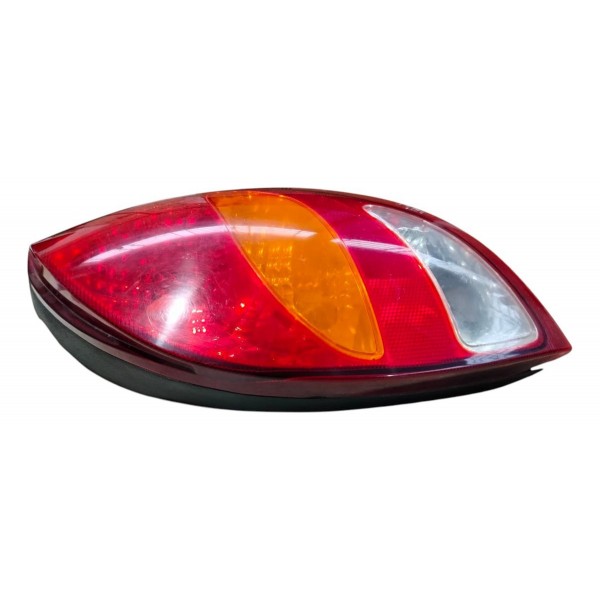 Lanterna Traseira Direita Gm Celta 2000 2004 2006 Detalhe