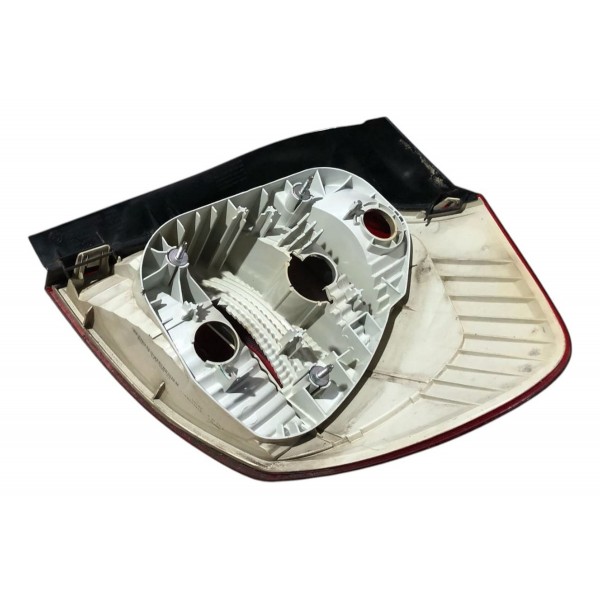 Lanterna Traseira Esquerda Bmw 118i 120i 2010 2011 2012 2014