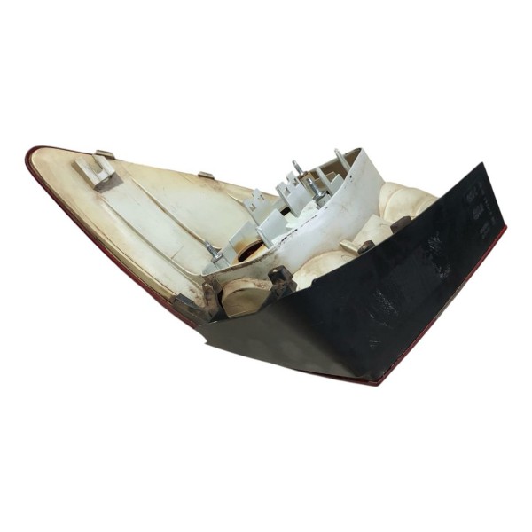 Lanterna Traseira Esquerda Mercedes B180 B200 2007 2009 2011