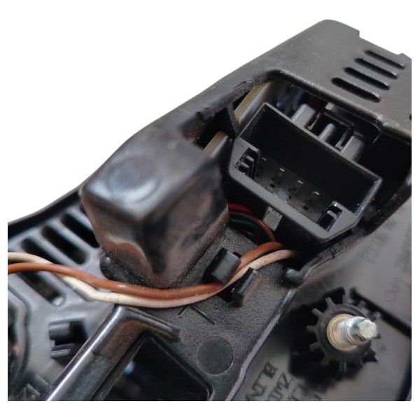 Lanterna Esquerda Tampa Traseira Vw Golf 2014 2016 2015 2018