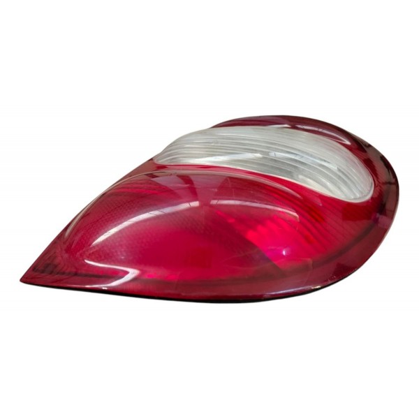 Lanterna Traseira Esquerda Classic Sedan 2005 2007 2008 2010 Esquerdo/motorista Vermelho