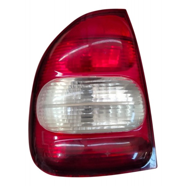 Lanterna Traseira Esquerda Classic Sedan 2005 2007 2008 2010 Esquerdo/motorista Vermelho