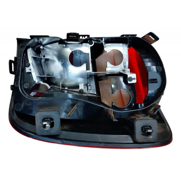 Lanterna Traseira Direita Vw Saveiro G8 2018 2019 2020 2022