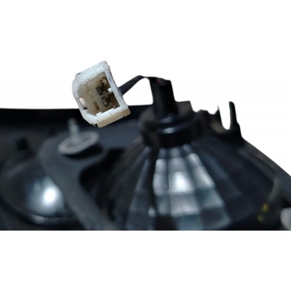 Lanterna Esquerda Tampa Traseira Gm Classic 2011 2014 2016
