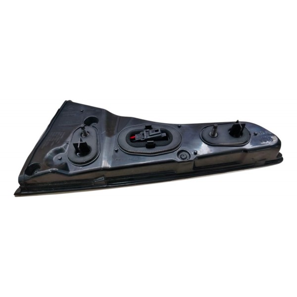 Lanterna Esquerda Tampa Traseira Sandero Stepway 2023 2024