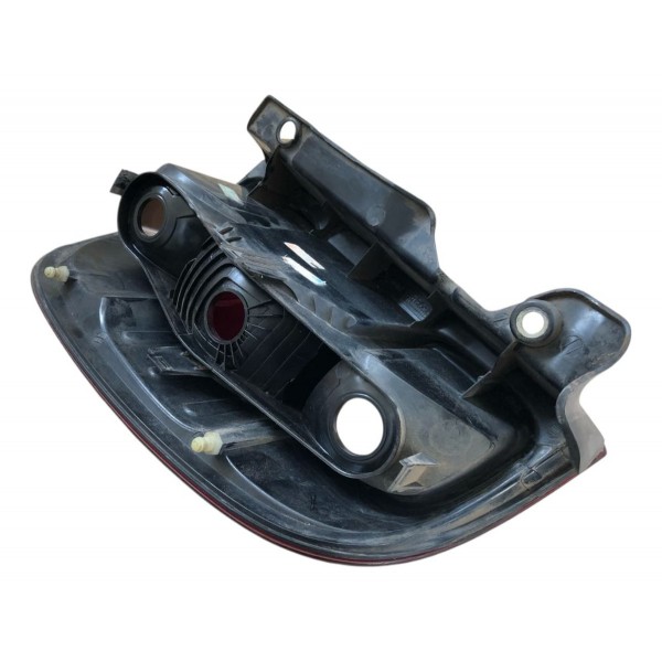 Lanterna Traseira Esquerda Fiat Uno Vivace 2010 2012 2015