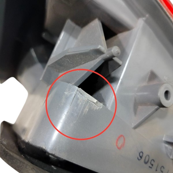 Lanterna Traseira Direita Honda Civic 2001 2002 2003 Detalhe