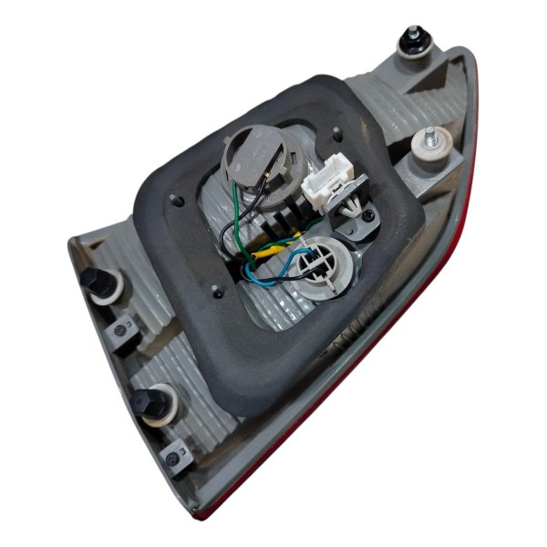 Lanterna Esquerda Tampa Traseira Hb20 Hatch 2012 2013 A 2017