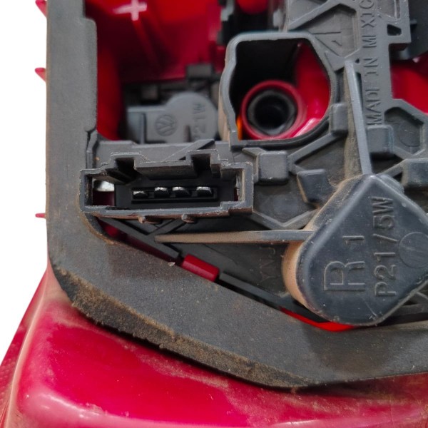 Lanterna Traseira Direita Vw Jetta 2011 2012 2013 2014