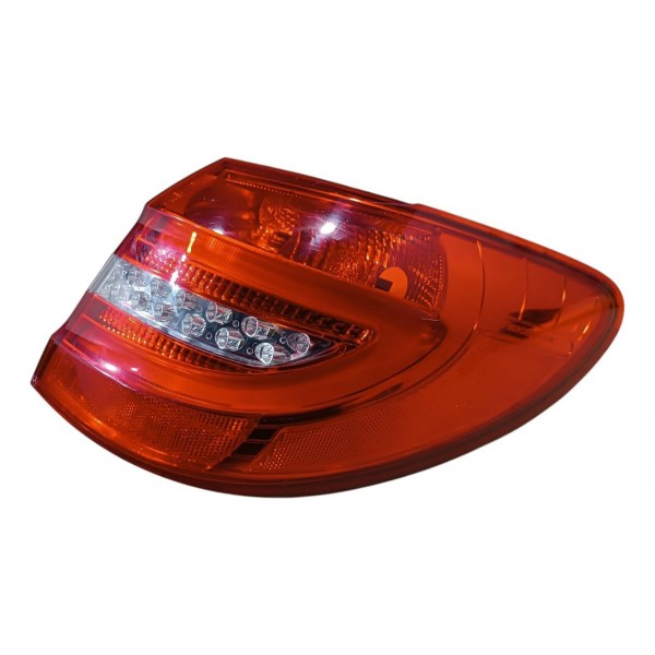 Lanterna Traseira Direita Mercedes B200 2013 2014 2015 2018