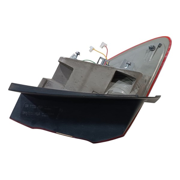Lanterna Traseira Direita Mercedes B200 2013 2014 2015 2018