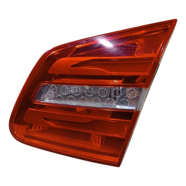 Lanterna Direita Tampa Traseira Mercedes B200 2013 2014 2018