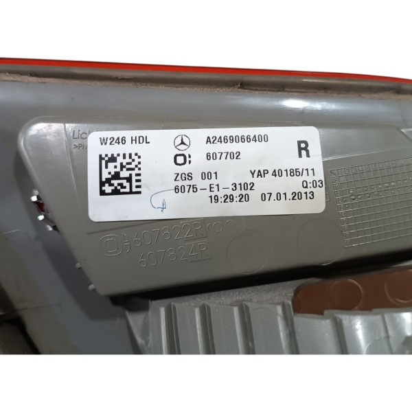 Lanterna Direita Tampa Traseira Mercedes B200 2013 2014 2018