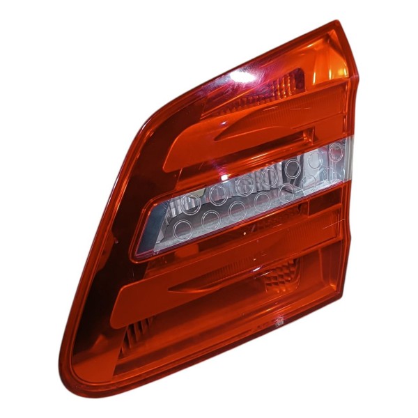 Lanterna Direita Tampa Traseira Mercedes B200 2013 2014 2018