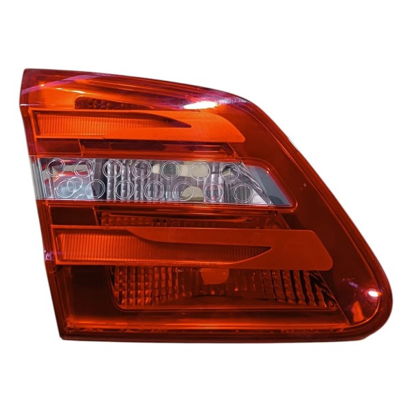 Lanterna Esquerda Tampa Traseira Mercedes B200 2013 2014