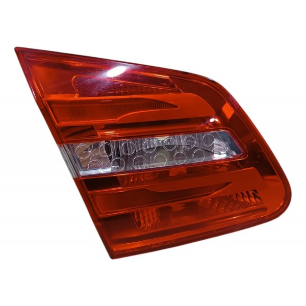 Lanterna Esquerda Tampa Traseira Mercedes B200 2013 2014