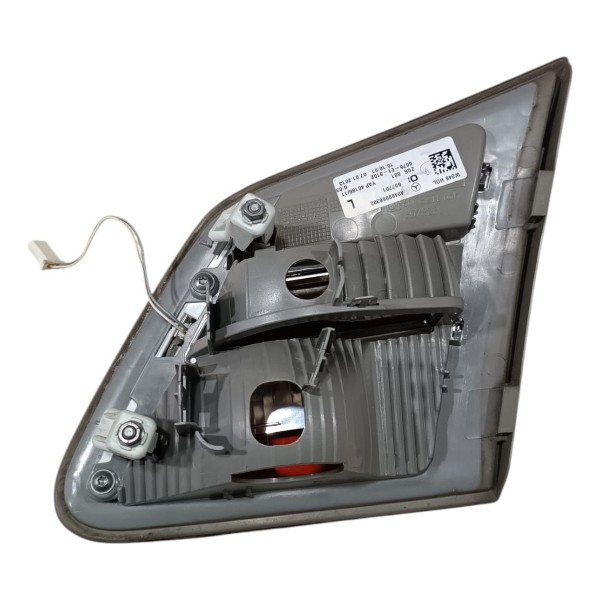 Lanterna Esquerda Tampa Traseira Mercedes B200 2013 2014