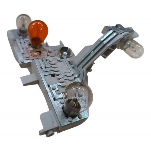 Circuito Lanterna Traseira Esquerda Bmw 118i 2010 2011 2014