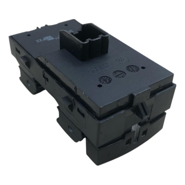Botão Vidro Dianteiro Esquerdo Onix Tracker 2014 2015 2019