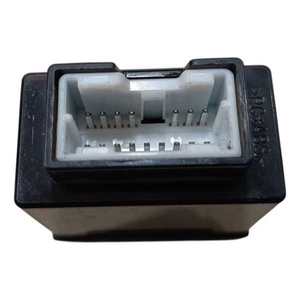 Entrada Auxiliar Painel Usb 12v Hyundai Hb20 2012 2013 A2019 Preto