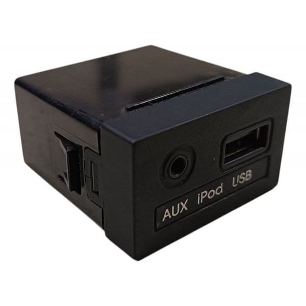 Entrada Auxiliar Painel Usb 12v Hyundai Hb20 2012 2013 A2019 Preto
