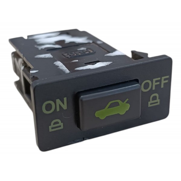 Botão On/off Trava Tampa Traseira Hyundai Azera 2008 A 2012 Preto