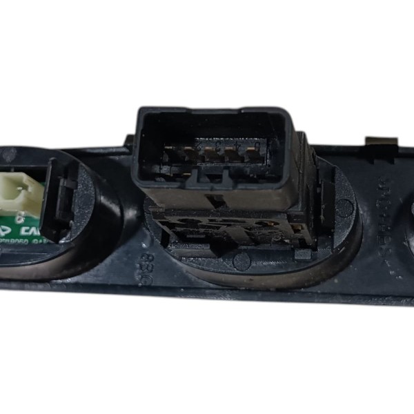Botão Interruptor Pisca Alerta Chery Qq 2011 2012 2013 2015 Preto