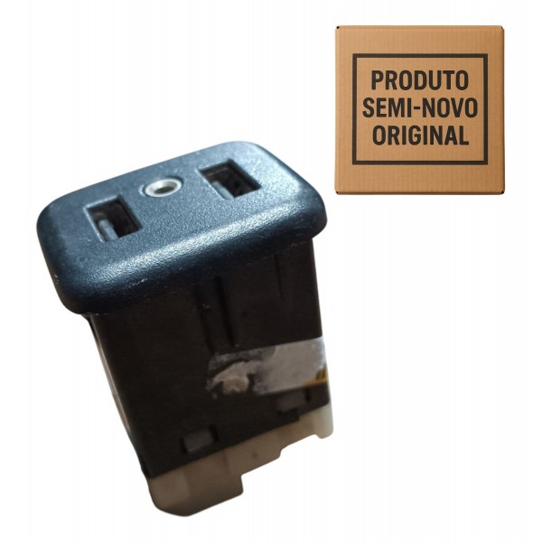 Entrada Tomada Usb Auxiliar Gm Equinox 2017 2018 A 2020 Preto