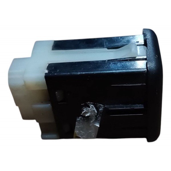 Entrada Tomada Usb Auxiliar Gm Equinox 2017 2018 A 2020 Preto
