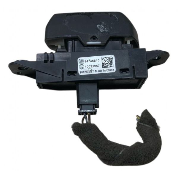 Botão Trava Destrava Portas Gm Spin Cobalt 2012 2013 A 2020