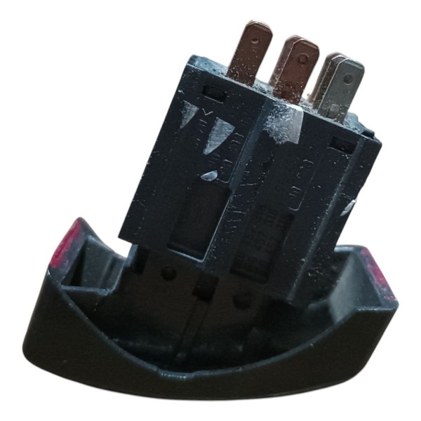 Botao Interruptor Pisca Alerta Corsa Montana 2002 A 2012 Vermelho