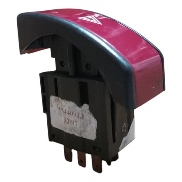Botao Interruptor Pisca Alerta Corsa Montana 2002 A 2012 Vermelho