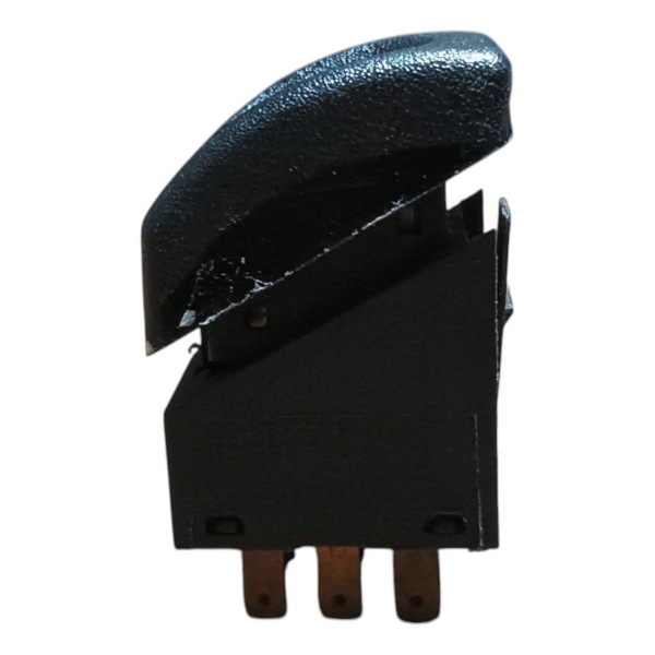 Botao Interruptor Pisca Alerta Gm Corsa 1994 1995 A 2002 Preto