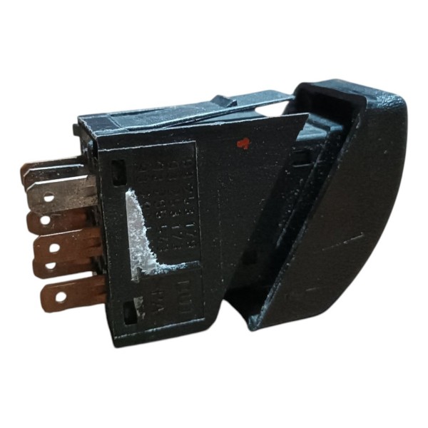 Botao Interruptor Pisca Alerta Gm Corsa 1994 1995 A 2002 Preto
