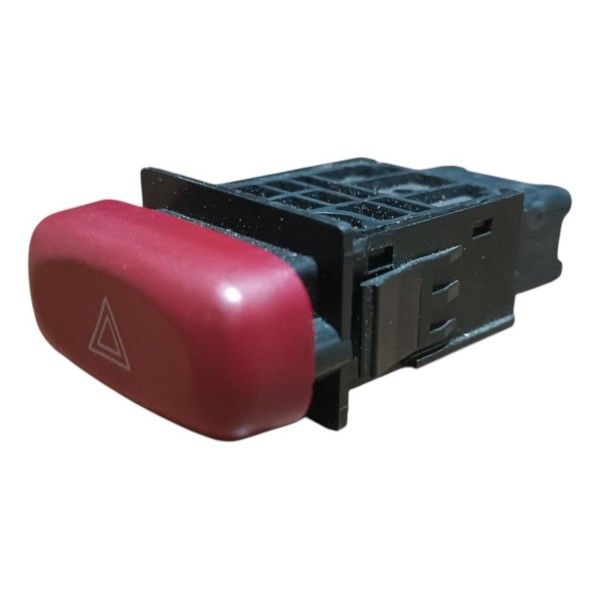 Botão Pisca Alerta Chevrolet Tracker 2003 2004 2005 A 2008 Vermelho