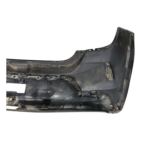 Para-choque Traseiro Chevrolet Onix Hatch 2020 2024 Detalhes