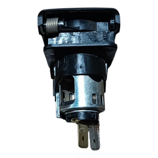 Tomada Carregador 12v Porta Malas Bmw 320i 328i 2013 A 2017 Preto
