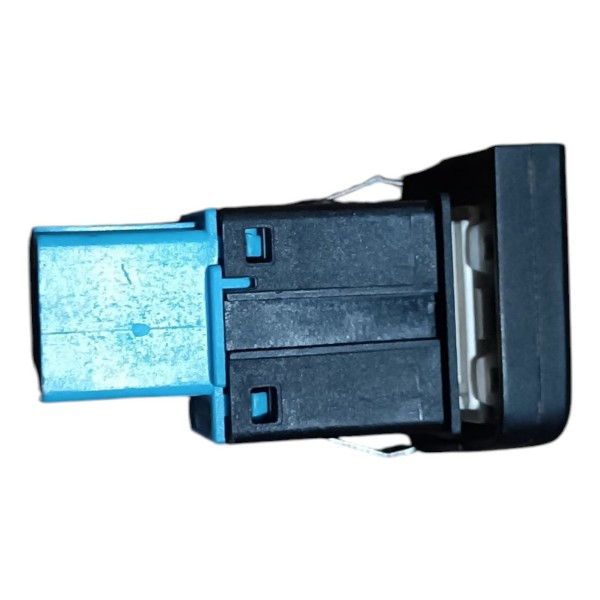 Botão Interruptor Luz Caçamba Vw Gol Voyage 2013 2014 A 2016