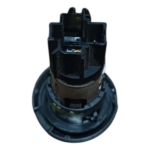 Tomada 12v Acendedor Cinzeiro Chevrolet Agile 2013 A 2019 Preto