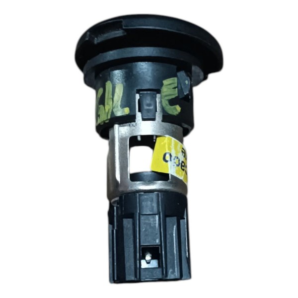 Tomada 12v Acendedor Cinzeiro Chevrolet Agile 2013 A 2019 Preto