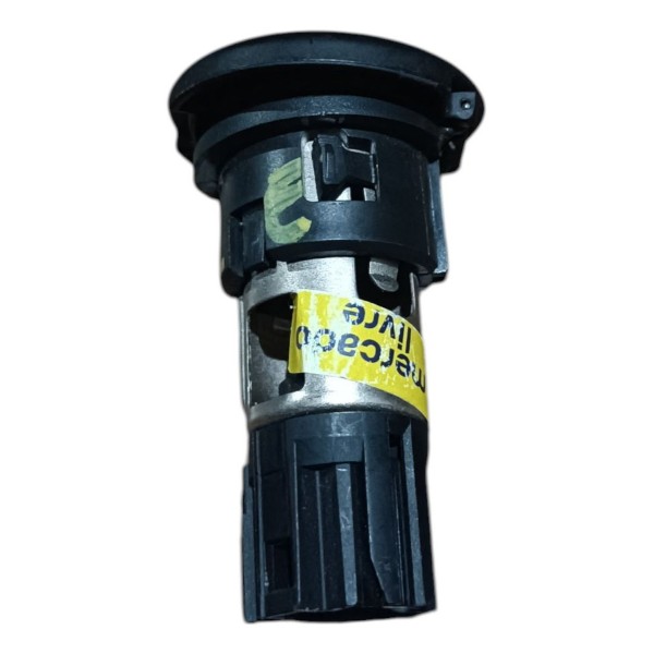 Tomada 12v Acendedor Cinzeiro Chevrolet Agile 2013 A 2019 Preto