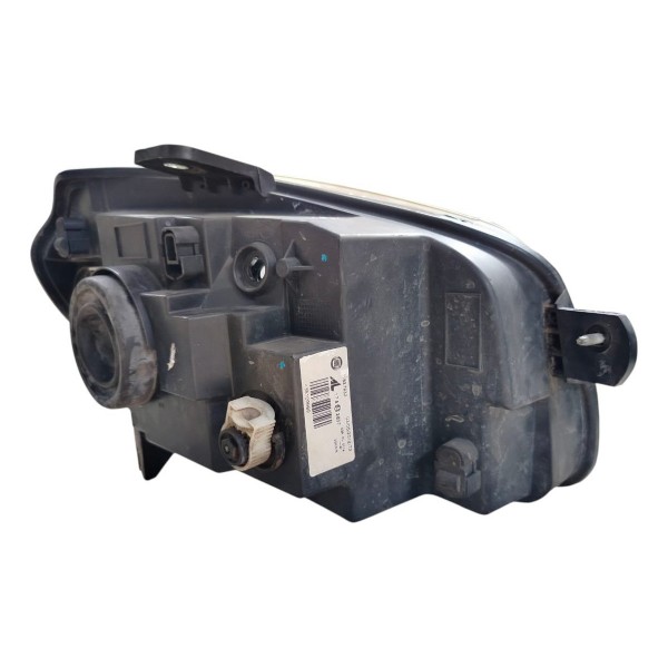 Farol Esquerdo Fiat Uno 2014 2015 2016 2017 2018 Detalhe Esquerdo/motorista