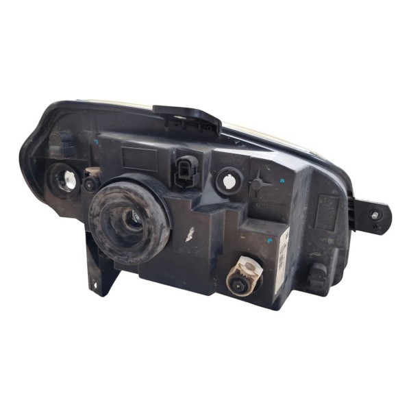 Farol Esquerdo Fiat Uno 2014 2015 2016 2017 2018 Detalhe Esquerdo/motorista