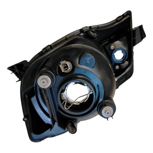 Farol Direito Kwid Intense 2017 A 2020 Mascara Negra Detalhe Direito/passageiro